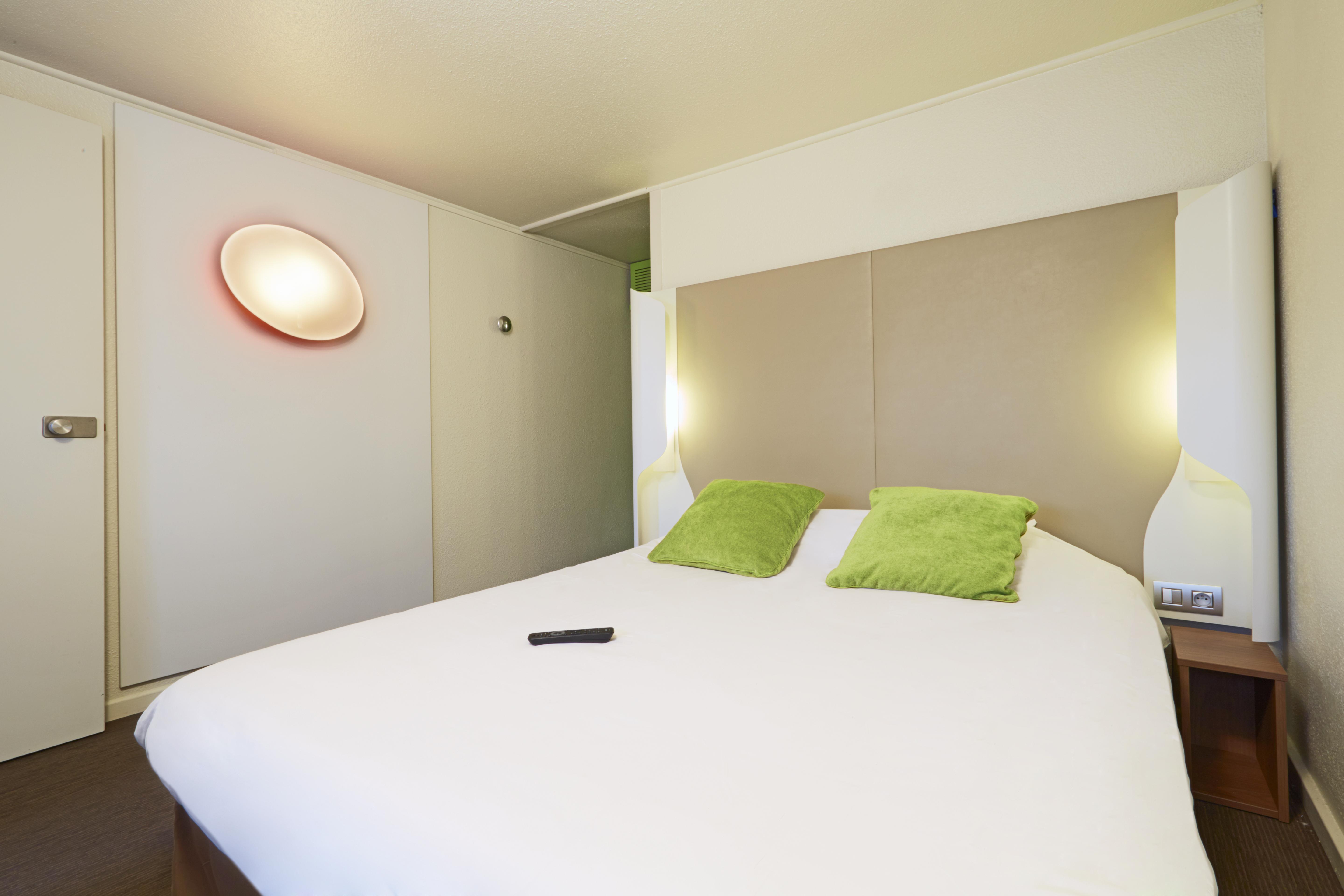 Campanile Lens Hotel Exterior photo
